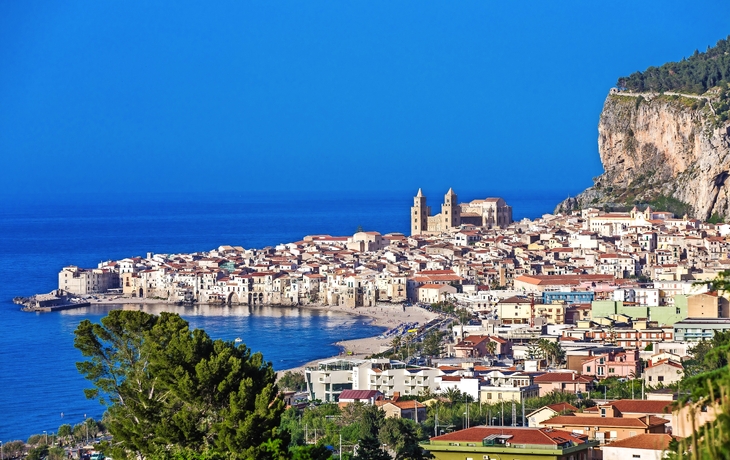 Stadtblick Cefalu, Sizilien